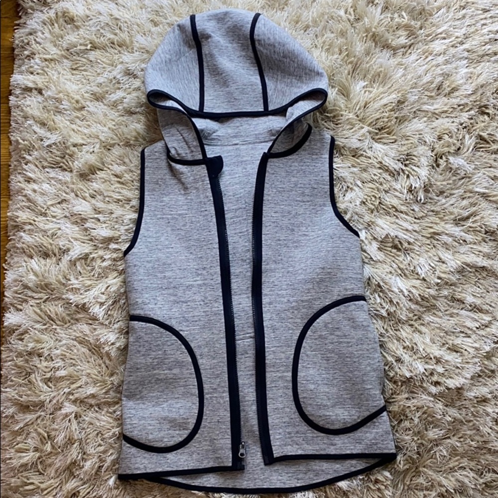 Lululemon vest